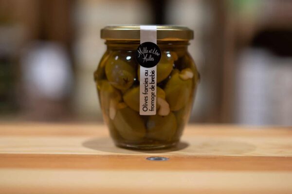 Olives farcies au fromage de brebis