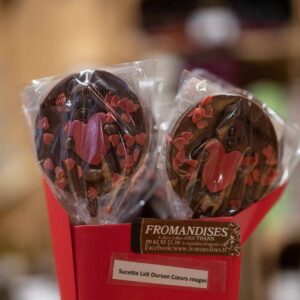 Sucette chocolat lait - Ourson coeurs rouges