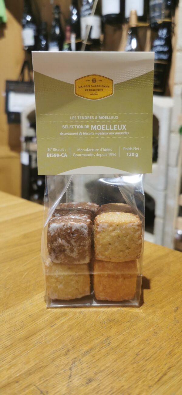 Assortiment de biscuits moelleux aux amandes